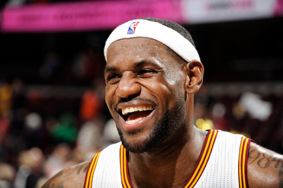 意媒：萨里要求拉齐奥冬窗买中场，梦想得到弗拉泰西（意媒：萨里盼拉齐奥冬窗补强中场，首选弗拉泰西）