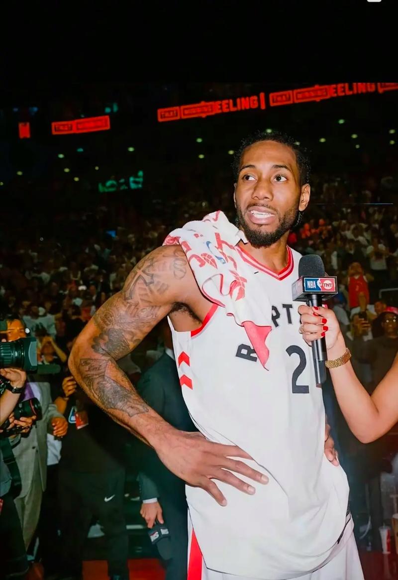 本泽马：皇马缺少有经验的人，能站出来说“这个地方你做错了”（本泽马：皇马缺少能在关键时刻指正错误的资深球员）