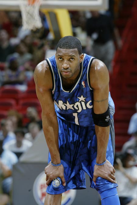 马拉多纳的心脏现位于警察局的病理解剖学部门，受到安全保护（马拉多纳心脏由警方法医部门保管，安保严密）