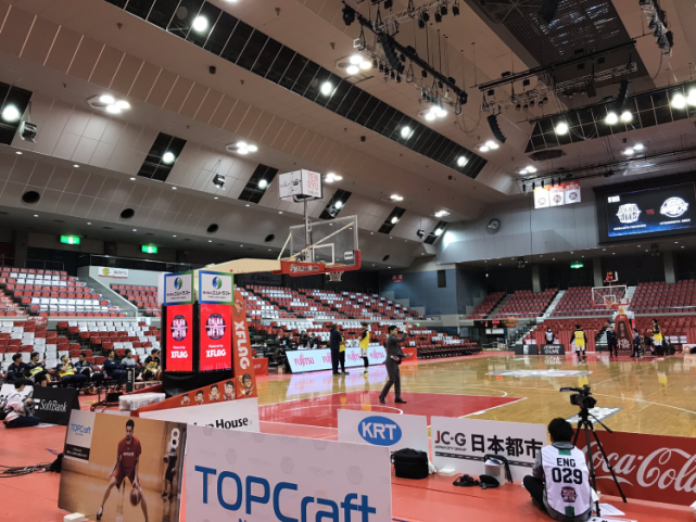 波媒：佛罗伦萨有意斯佩齐亚的波兰国脚维希涅夫斯基（波兰媒体：佛罗伦萨看中斯佩齐亚的波兰国脚维希涅夫斯基）